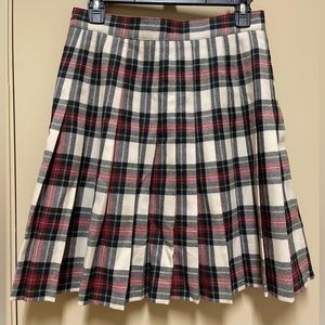 Giorgio Sant’Angelo Pleated Skirt Black/Red/White, Size 8